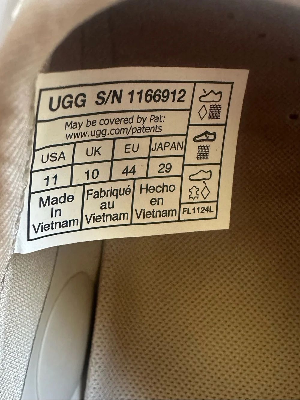 Men’s UGG Peak Mod Mules in Beige Size 11 mint condition